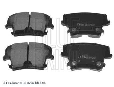 Гальмівні колодки задн. CHRYSLER 300C BLUE PRINT ADA104205
