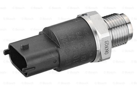 Елемент системи Common Rail BOSCH 0281002846