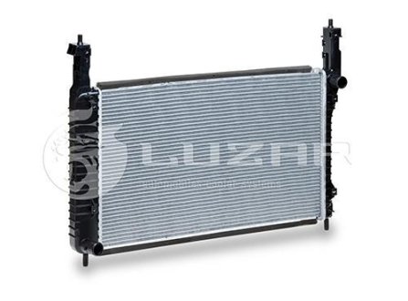 Радиатор охлаждения Captiva 2.0TD (06-) МКПП (673*408*26) (LRc 0545) Luzar LRC0545