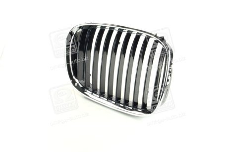 Решітка в капотi пра. BMW 5 E39 (вир-во) TEMPEST 014 0089 914