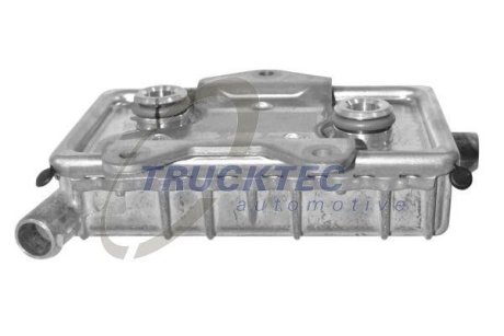 Радиатор масляный TRUCKTEC 0218061